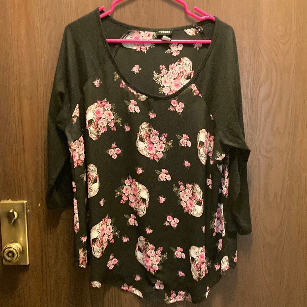 Torrid Size 0 3/4 sleeves top